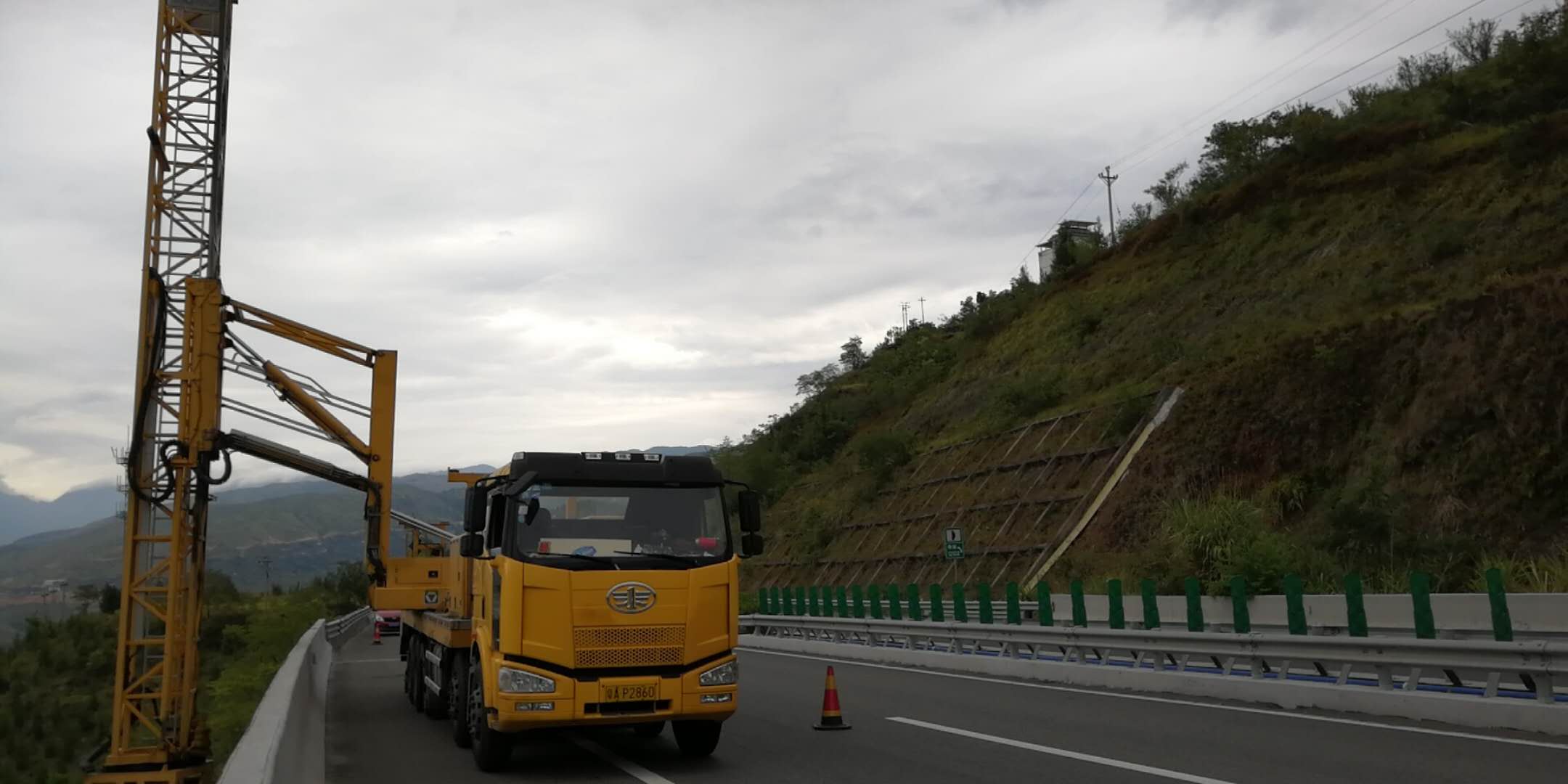 ���������z�y(c��)܇���Uһվʽ����(w��)